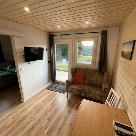 Tinyhaus #1 Huelben - Ortsrand - Kostenlose Parkplaetze Hulben Luaran gambar